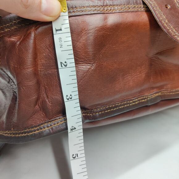 Satchel & Fable 11.5" Crossbody Vintage Brown Leather Handmade Messenger Bag - Picture 11 of 16